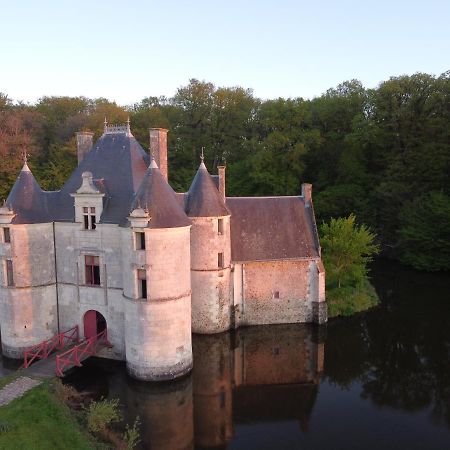 Le Chatelet Thilouze Экстерьер фото