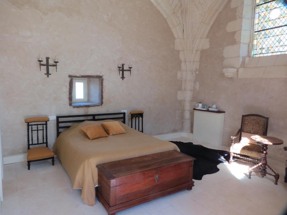 Le Chatelet Thilouze Экстерьер фото