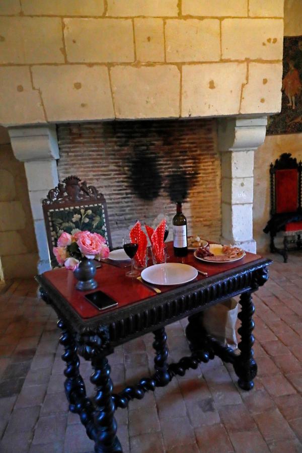 Le Chatelet Thilouze Экстерьер фото