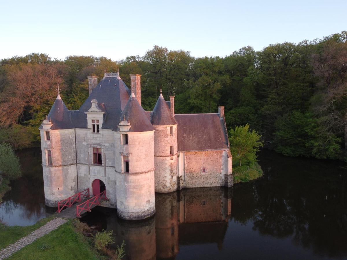 Le Chatelet Thilouze Экстерьер фото