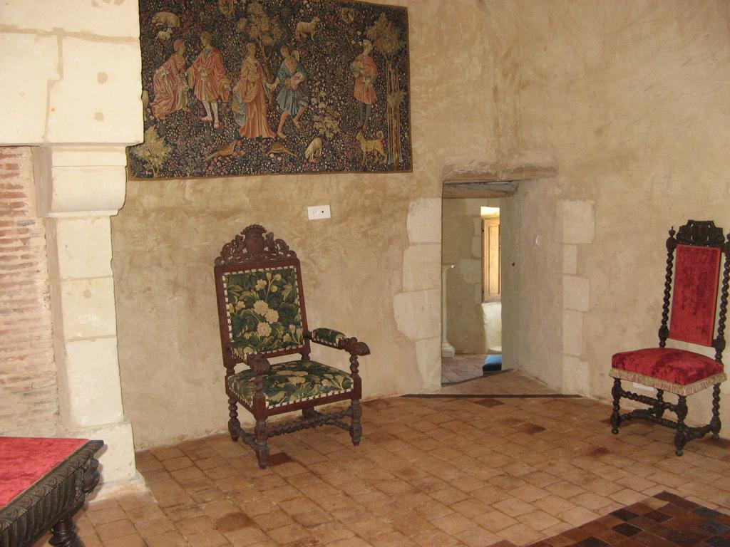 Le Chatelet Thilouze Экстерьер фото