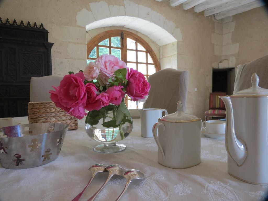 Le Chatelet Thilouze Экстерьер фото